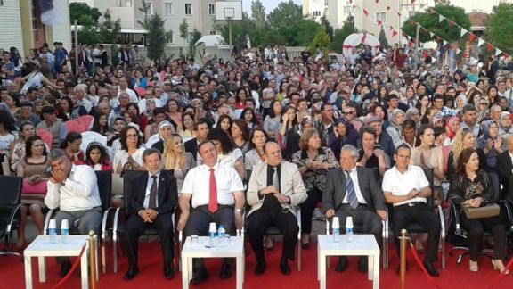 Mehmet Akif Ersoy Anadolu Lisesi Mezuniyet Töreni Yapıldı