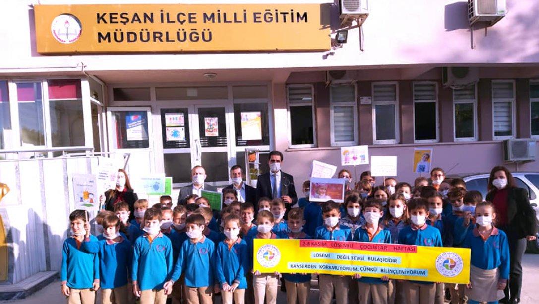 Keşan Raşit Efendi İlkokulu Öğrencilerimiz 2-8 Kasım Lösemili Çocuklar Haftası Kapsamında İlçe Milli Eğitim Müdürlüğümüzü Ziyaret Etti