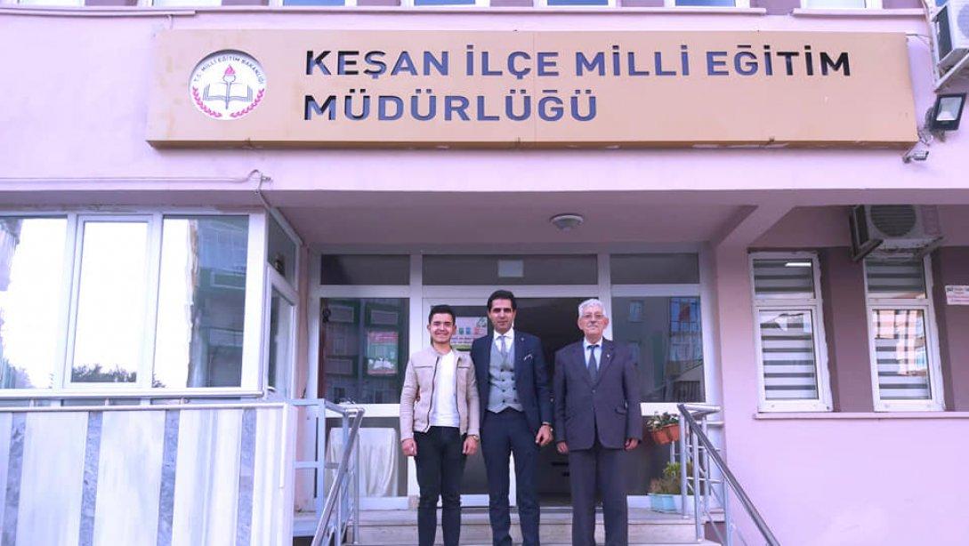 İstanbul ilinde gerçekleştirilen Türk Mutfağı Kategorisinde Uluslararası Yemek Yarışmasında Birinci Olan Keşan İlhami Ertem MTAL Öğrencimiz Mert KESKİN'i Antalya'ya Uğurladık