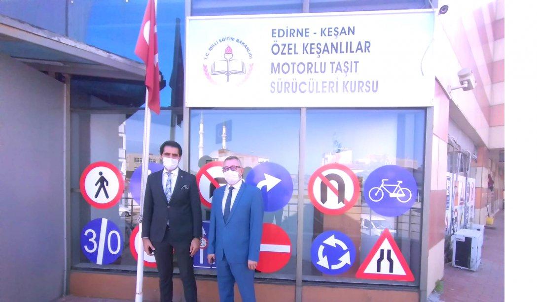 Keşan İlçe Milli Eğitim Müdürü İlhan SAZ, Özel Keşanlılar Motorlu Taşıt Sürücü Kursunu ziyaret etti.
