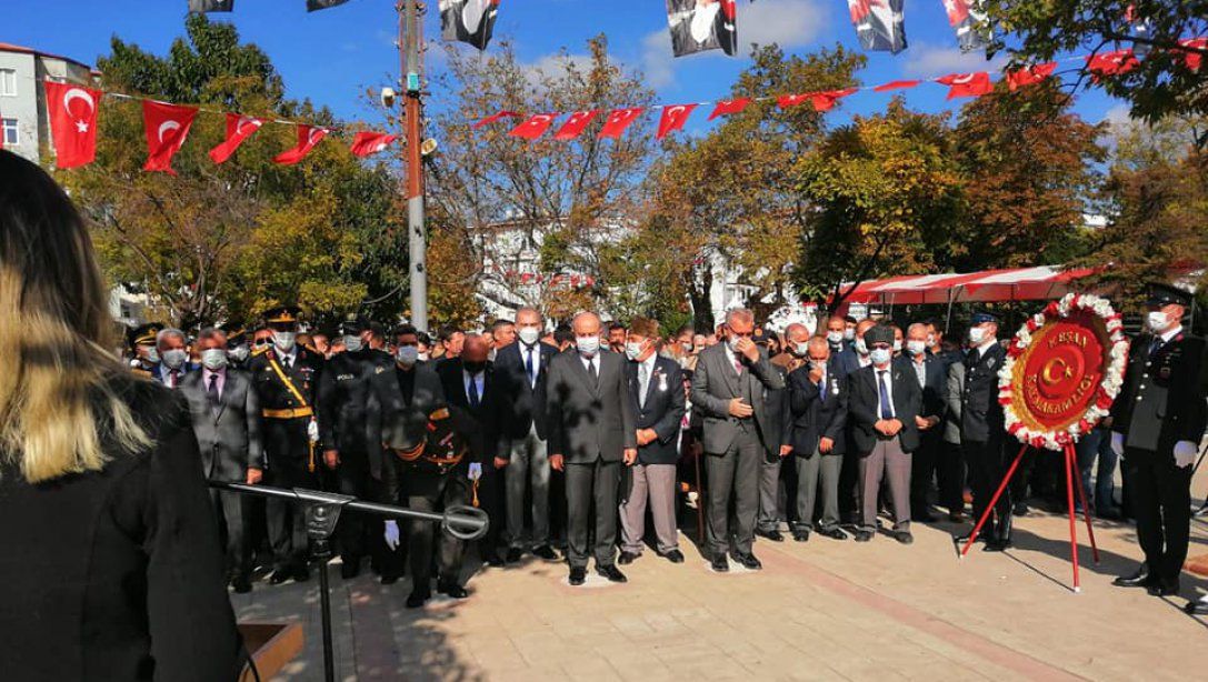 Türkiye Cumhuriyeti'mizin Kuruluşunun 98. Yıldönümü Nedeniyle Gerçekleştirilen Cumhuriyet Bayramı Kutlamaları Keşan ilçemizde Bugün  Başladı