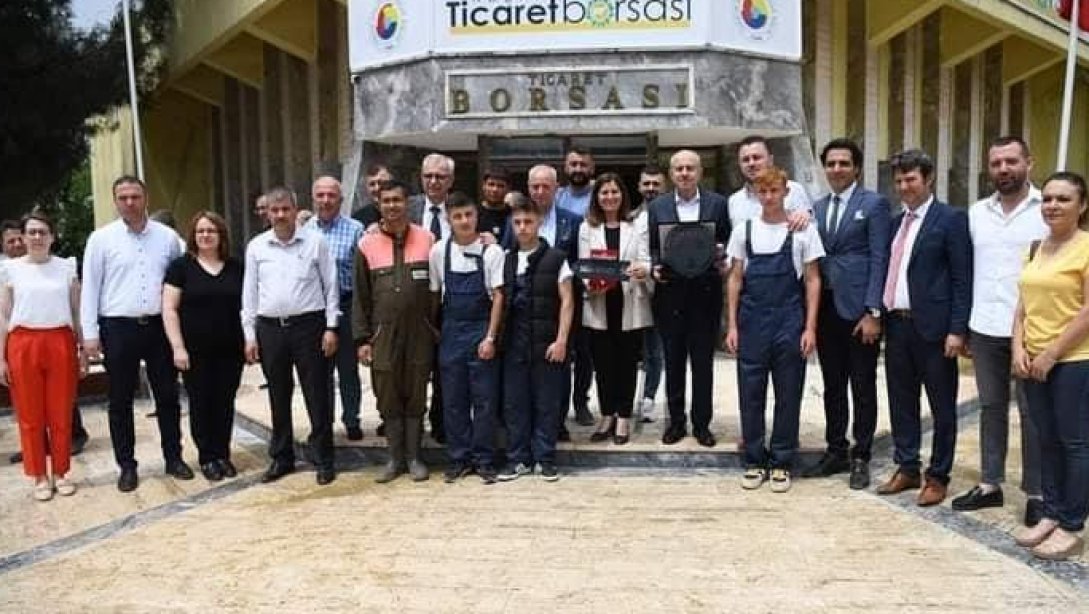Keşan Ticaret Borsasında Tarım Bölümü Yılın İlk Ürünü Arpa'nın Salon Satışı Gerçekleştirildi