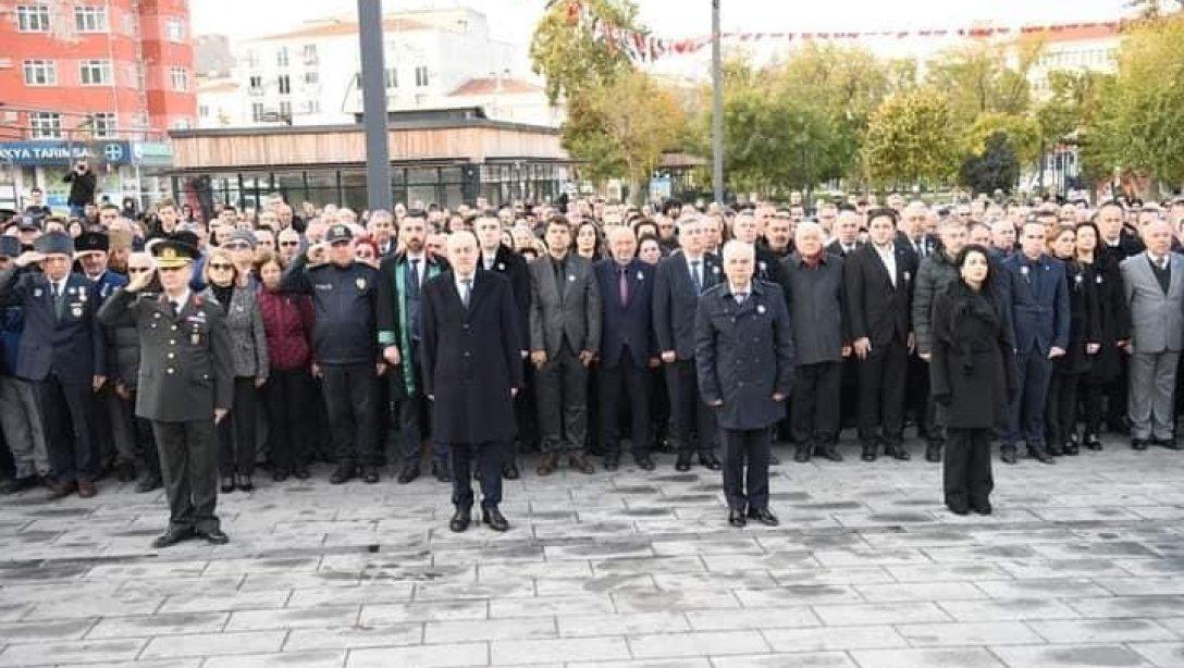 10 Kasım Atatürk'ü Anma Günü Çelenk Sunma Töreni